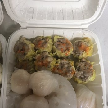 T&T Seafood Restaurant - Pork Shui Mai and Steamed Jumbo Prawns Dumpling (Har Gow) - Seafood Near Me - Edmonds, Washington T&T Seafood Restaurant - Pork Shui Mai and Steamed Jumbo Prawns Dumpling (Har Gow) - Seafood Near Me - Edmonds, Washington