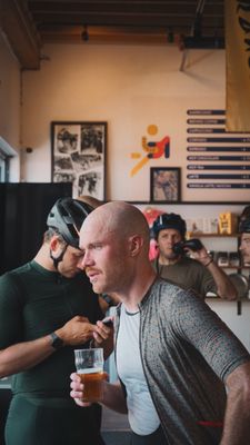 Métier Cycling & Cafe by null