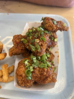 Pretty Bird Hot Chicken, Sugarhouse by null