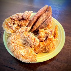 Mullenix Market Deli & Espresso - Chicken strips and joes - took them home for lunch!