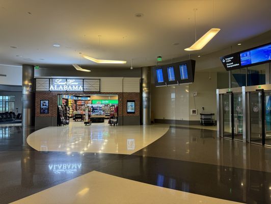 Birmingham-Shuttlesworth International Airport by null