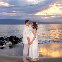 Golden hour session with Sarai of Better Together Photography