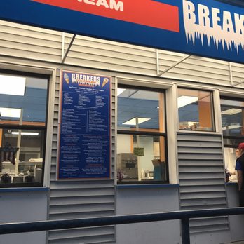 Breakers Ice Cream - Ice Cream & Frozen Yogurt Near Me - Woburn, Massachusetts