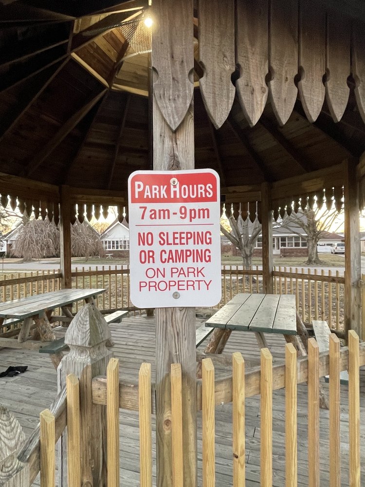 DORIS DAILY PARK Updated October 2024 90 Edgewood St, Martinsville