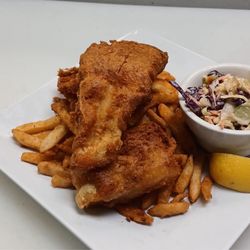 Icons Sports Grill - Fish and chips