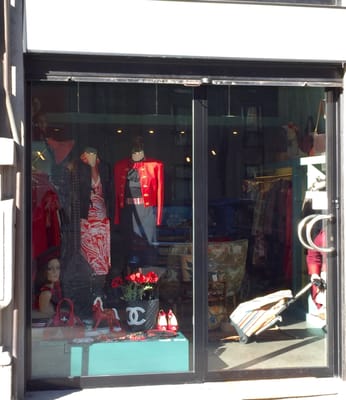 Madame Pauline Vintage by null