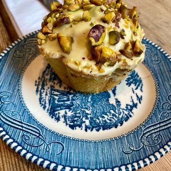 maman - Pistachio Pastry - Cafes Near Me - New York, New York