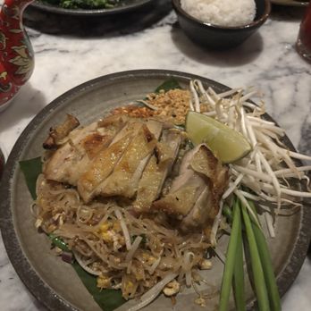 Sukh - Gluten free chicken (L) PAD THAI - Thai Near Me - Brooklyn, New York