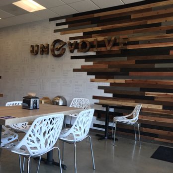 everbowl - Inside - Acai Bowls Near Me - San Marcos, California everbowl - Inside - Acai Bowls Near Me - San Marcos, California