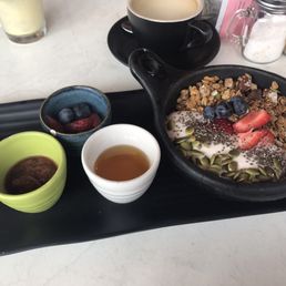 Granola bowl