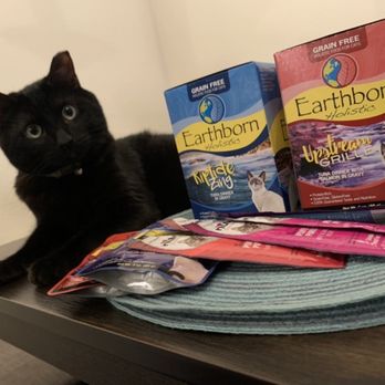Pawz and Barks - Shadow with Pet Tree Store Cat Food & Treats - Pet Stores Near Me - La Puente, California Pawz and Barks - Shadow with Pet Tree Store Cat Food & Treats - Pet Stores Near Me - La Puente, California