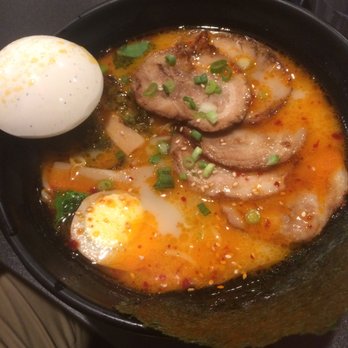 Hakata Ramen - Cha-Siu ramen in spicy broth (6 pieces of pork) - Ramen Near Me - Quincy, Massachusetts