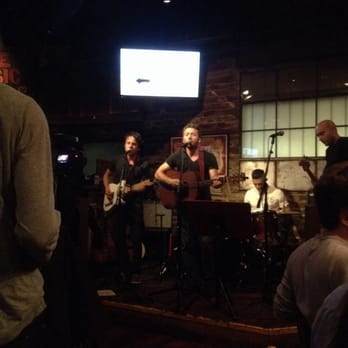 Dinosaur Bar-B-Que - Live band - Barbeque Near Me - Brooklyn, New York Dinosaur Bar-B-Que - Live band - Barbeque Near Me - Brooklyn, New York