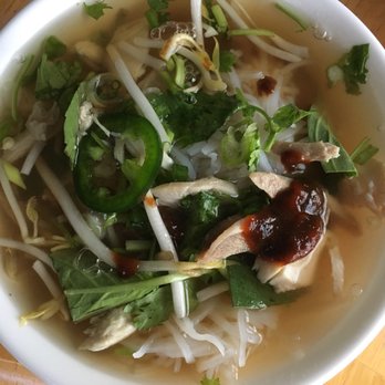 Le's Kitchen - Pho chicken - Vietnamese Near Me - Danbury, Connecticut
