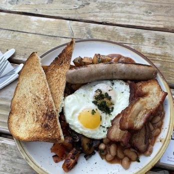 The George & Dragon Pub - Full English Breakfast - Pubs Near Me - Seattle, Washington The George & Dragon Pub - Full English Breakfast - Pubs Near Me - Seattle, Washington
