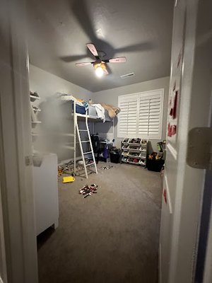 Elevate Handyman & Junk Removal Logo