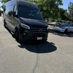 Instant Black Car & Limousine Service