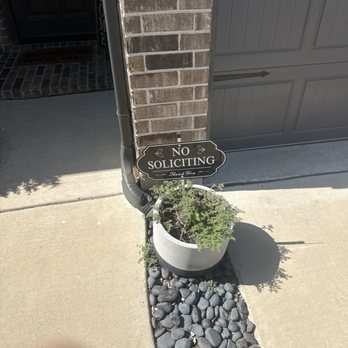 Aruza Pest Control - No soliciting sign before approaching the doorbell - Pest Control Near Me - Charlotte, North Carolina Aruza Pest Control - No soliciting sign before approaching the doorbell - Pest Control Near Me - Charlotte, North Carolina