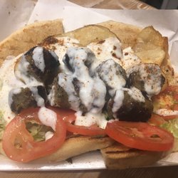 40 23 Mediterranean Food - Chicken and beef kebab :)