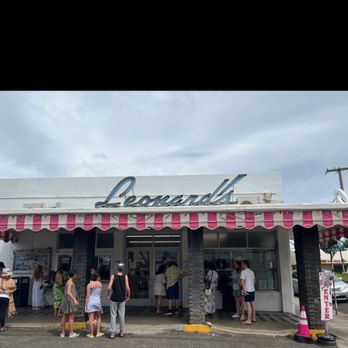 Leonard's Bakery - Bakeries Near Me - Honolulu, Hawaii Leonard's Bakery - Bakeries Near Me - Honolulu, Hawaii