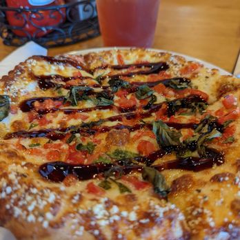 Streetside 62 - Margherita pizza - 8" personal size and sweet tea - Pizza Near Me - Washington Court House, Ohio Streetside 62 - Margherita pizza - 8" personal size and sweet tea - Pizza Near Me - Washington Court House, Ohio