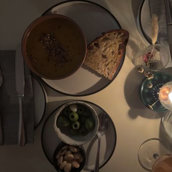 La Mama - Breakfast & Brunch Near Me - Santa Fe, New Mexico