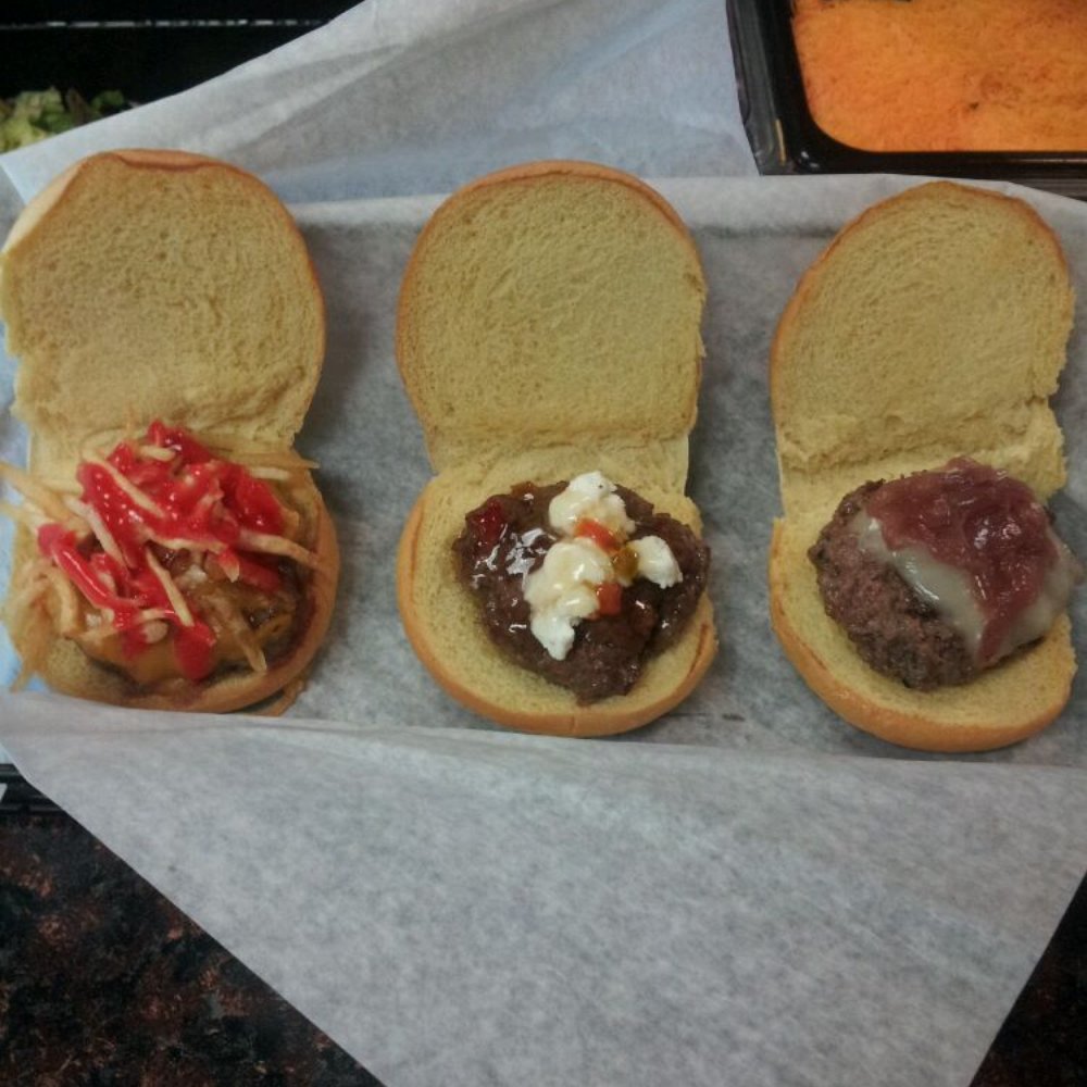 PINCHO - Sliders all 3 of them! Topped off with Copoerpots! Yummmmm - Burgers Near Me - Miami, Florida PINCHO - Sliders all 3 of them! Topped off with Copoerpots! Yummmmm - Burgers Near Me - Miami, Florida