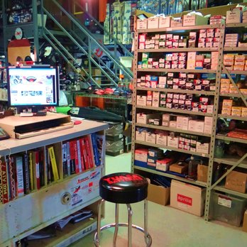 Gear Head - Oil filters, spark plugs, inner tubes, batteries, chains, sprockets, cables, air filters & brakes for all types of bikes, scooters and ATVs. - Motorcycle Repair Near Me - Ottawa, Ontario