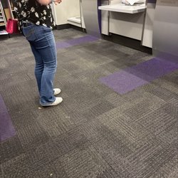 FedEx Ship Center - I really don't like when people don't like their jobs
