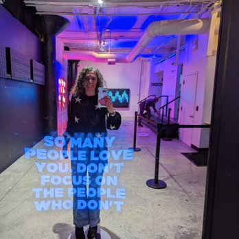 WNDR Museum - Message mirror - Art Museums Near Me - Chicago, Illinois WNDR Museum - Message mirror - Art Museums Near Me - Chicago, Illinois