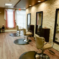 Dolce Vita Salon & Spa - Styling Stations