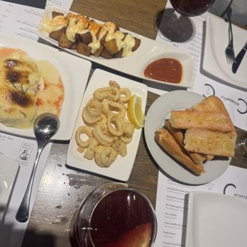 Ciutat Comtal - Tapas Bars Near Me - Barcelona, B
