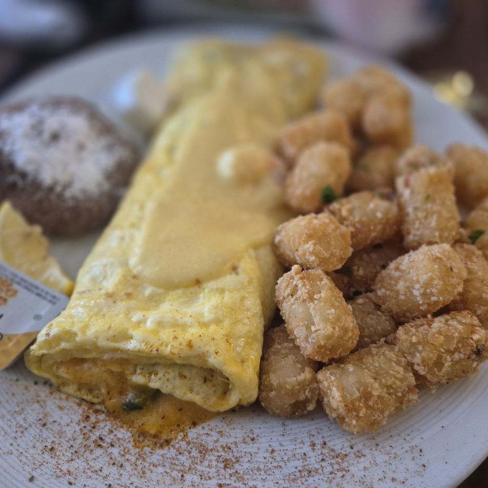 Bay Local Eatery - lighthouse Omelets - New American Near Me - Virginia Beach, Virginia