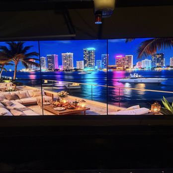Hangman Av - Video Wall 2x3 - Home Theatre Installation Near Me Hangman Av - Video Wall 2x3 - Home Theatre Installation Near Me