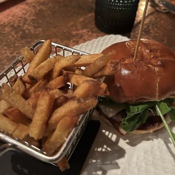 Bar Charley - Charley Burger - Steakhouses Near Me - Washington, DC, District of Columbia