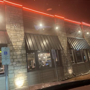 Chili's - Outside window - Bars Near Me - Lancaster, Texas