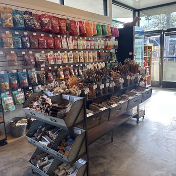 Dexter's Deli - more treats. They sell ice cream and gelato. - Pet Stores Near Me - San Diego, California Dexter's Deli - more treats. They sell ice cream and gelato. - Pet Stores Near Me - San Diego, California