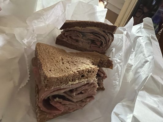 Brennan's Middletown by null