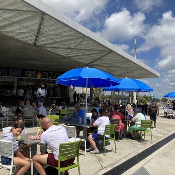 Spa Beach Bistro - Outside patio - Pizza Near Me - St. Petersburg, Florida
