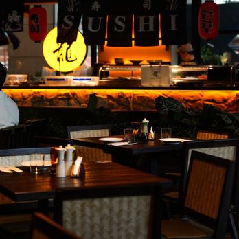 Loong Ramen - Asian Fusion Near Me - New York, New York