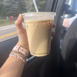 Aroma's Coffee & Tea - This is supposed to be an iced white mocha latte. i think i got a cup of milk with flavor.