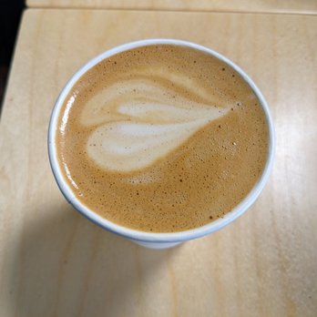 Sol Café - Mocha with oatmilk, featuring Hawaiian dark chocolate from Lonohana - Coffee & Tea Near Me - Honolulu, Hawaii