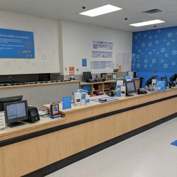 Walmart Supercenter - Customer Service