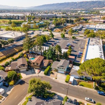 Flyhomes - Real Estate Agents Near Me - San Mateo, California