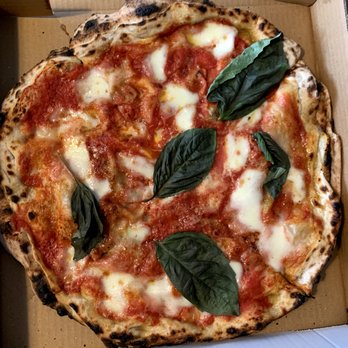 Pizzeria Via Mercanti - Pizza Near Me - Toronto, Ontario