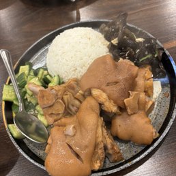 C04. Pork Knuckle Over Rice C04.