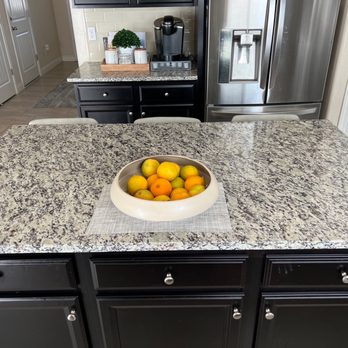 MILA Tile Kitchen Bath - Before - Kitchen & Bath Near Me - Bakersfield, California MILA Tile Kitchen Bath - Before - Kitchen & Bath Near Me - Bakersfield, California