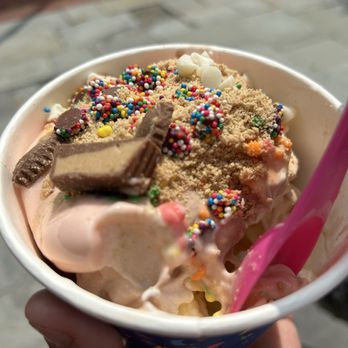 16 HANDLES - Updated March 2026 - 94 Photos & 50 Reviews - 4115