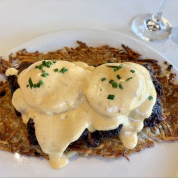 Briarpatch Restaurant - Short Rib Benedict - American Near Me - Winter Park, Florida Briarpatch Restaurant - Short Rib Benedict - American Near Me - Winter Park, Florida