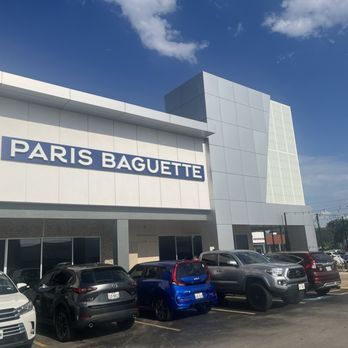Paris Baguette - Exterior of this location - Bakeries Near Me - Houston, Texas